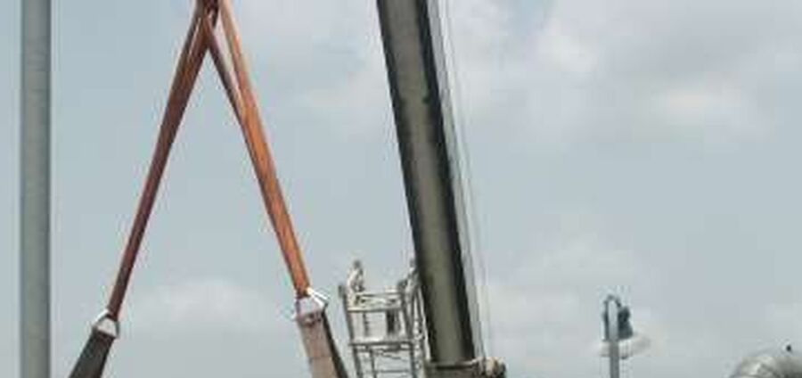 Crane and rigging operations on an active site